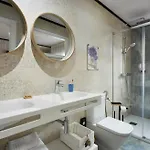 Hotel Urban 2 *