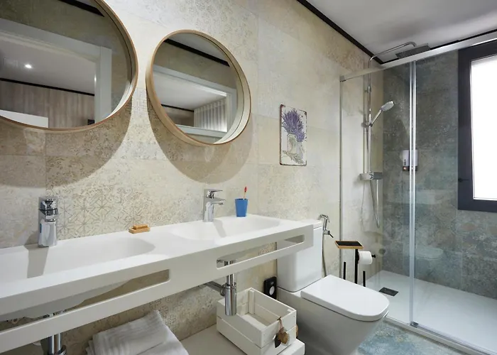 Hotel Urban 2 *